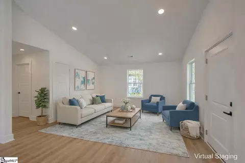 Living - 104 Albert St, Greer, SC 29651 photo 2 of 6