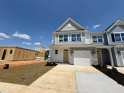 215 Toal Ct, Greenville, SC 29611