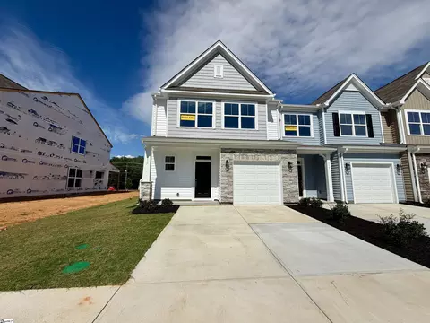 215 Toal Ct, Greenville, SC 29611