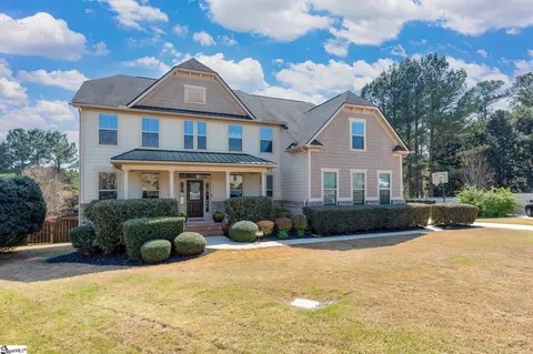 7 Beneventum Ct, Simpsonville, SC 29681