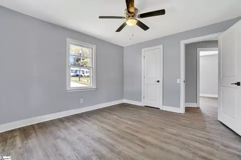 Bedroom - 101 Mark St, Easley, SC 29640 photo 2 of 9