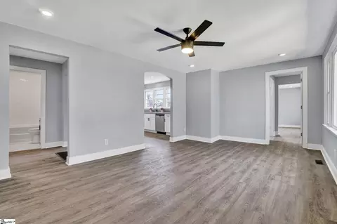 Living - 101 Mark St, Easley, SC 29640 photo 6 of 8