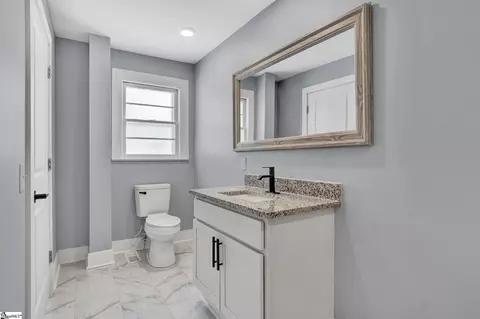 Bath - 101 Mark St, Easley, SC 29640 photo 3 of 4