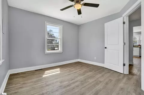 Bedroom - 101 Mark St, Easley, SC 29640 photo 8 of 9