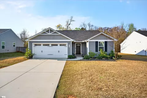 138 Barrington Creek Rd, Piedmont, SC 29673