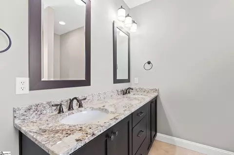 Bath - 2 Talavera Ln, Greer, SC 29651 photo 2 of 5