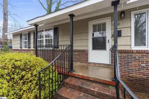 100 Whitener Ave, Spartanburg, SC 29306