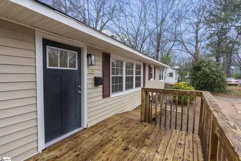 105 Whitener Ave, Spartanburg, SC 29306