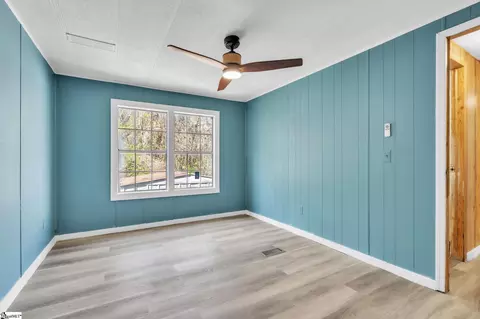 Bedroom - 105 Dyar Dr, Anderson, SC 29621 photo 3 of 5