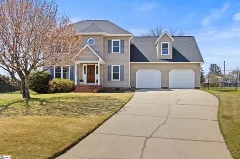 16 Spring Forest Ct, Greenville, SC 29615