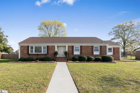 106 Whitestone Ave, Mauldin, SC 29662