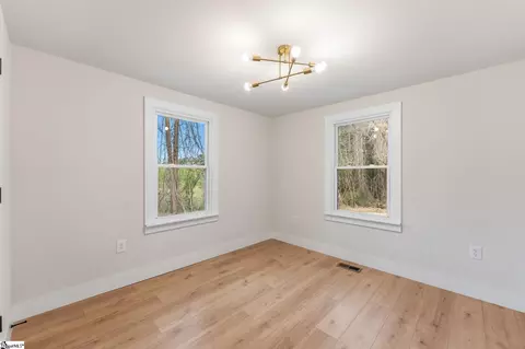 Bedroom - 5202 Highway 86, Easley, SC 29642 photo 6 of 7