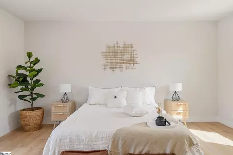 Bedroom - 5202 Highway 86, Easley, SC 29642 photo 2 of 7