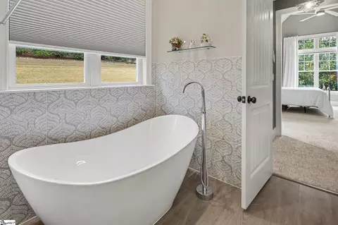 Bath - 123 Elevation Ct, Greer, SC 29651 photo 4 of 6