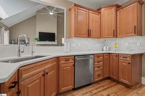 Kitchen - 123 Elevation Ct, Greer, SC 29651 photo 4 of 6