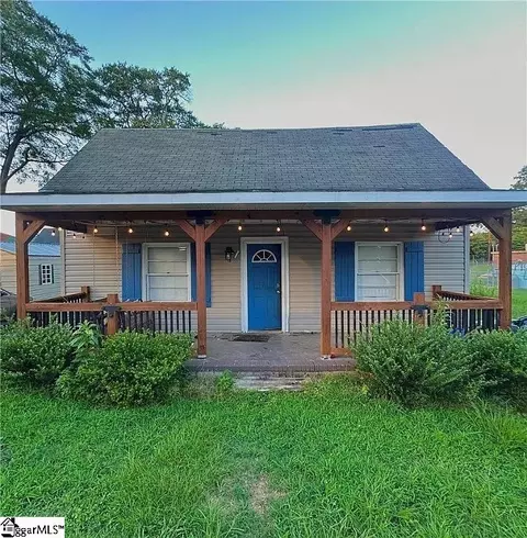 18 Adger St, Pelzer, SC 29669