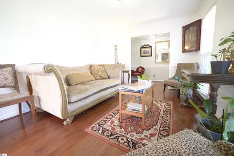 204 Georgetown Ct, Moore, SC 29369 photo 5
