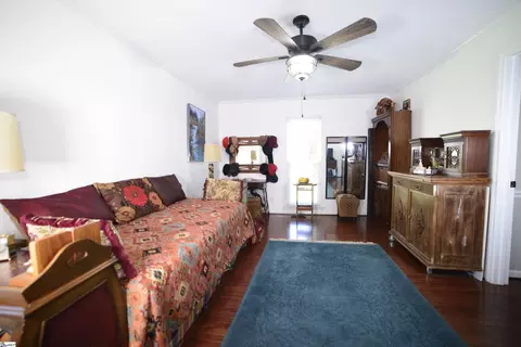 204 Georgetown Ct, Moore, SC 29369 photo 13