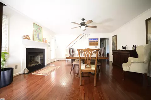 204 Georgetown Ct, Moore, SC 29369 photo 8