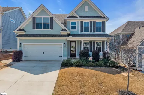 17 Byrnes Ln, Greenville, SC 29609