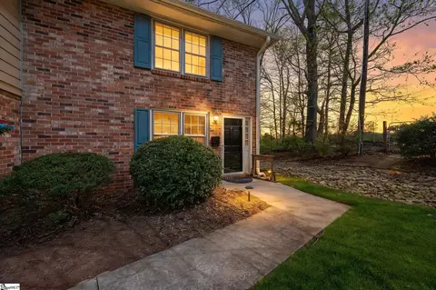 710 Hunts Bridge Rd, Greenville, SC 29617