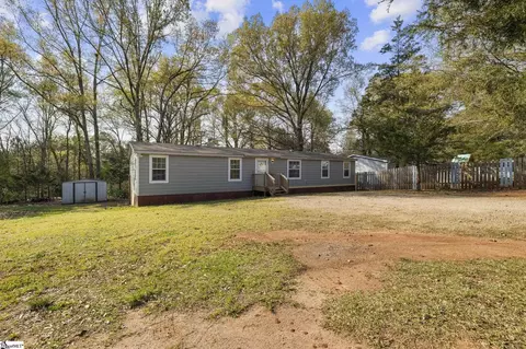 204 Sarrar St, Pendleton, SC 29670 photo 2