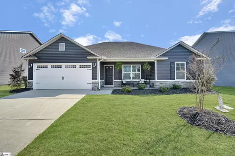 229 Icebow Rd, Fountain Inn, SC 29644