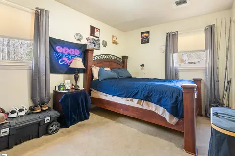Bedroom - 537 Bailey Rd, Buffalo, SC 29321 photo 2 of 2