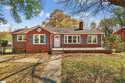 23 Springfield Ave, Greenville, SC 29611