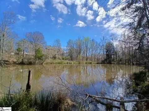 795 Powers Rd, Laurens, SC 29360
