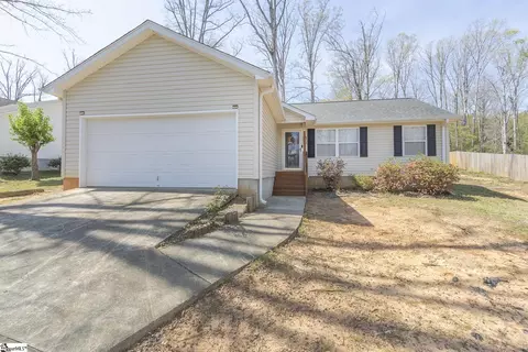107 Brookside Cir, Honea Path, SC 29654