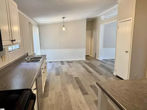 Kitchen - 223 Stringer Rd, Anderson, SC 29621 photo 3 of 3