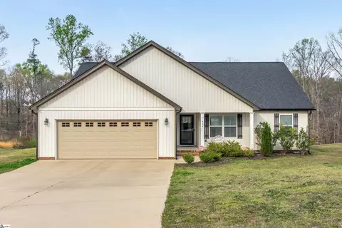 422 Thiago Ct, Lyman, SC 29365