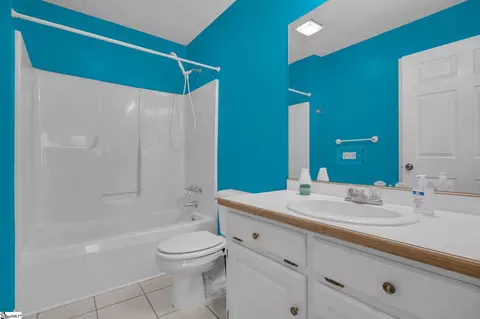 Bath - 101 Divine Dr, Easley, SC 29640 photo 4 of 4