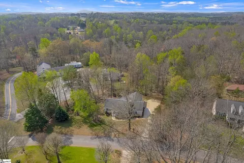View/Area - 101 Divine Dr, Easley, SC 29640 photo 3 of 4