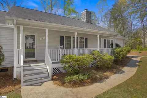 Exterior - 101 Divine Dr, Easley, SC 29640 photo 2 of 4