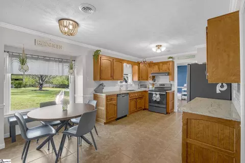 Kitchen - 105 Yorktown Ct, Easley, SC 29642 photo 1 of 4