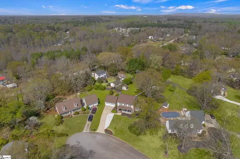View/Area - 105 Yorktown Ct, Easley, SC 29642 photo 3 of 3
