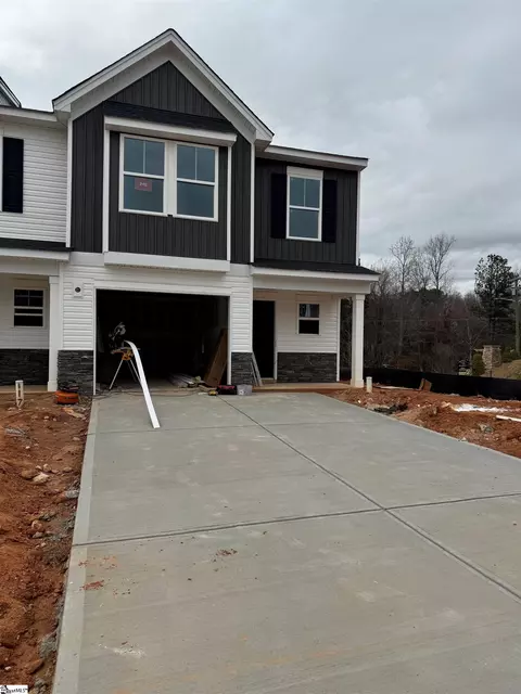 111 Stonyway Ln, Easley, SC 29640