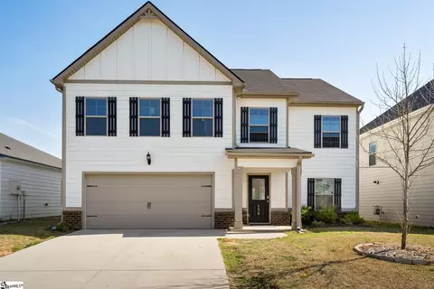 938 Equine Dr, Roebuck, SC 29376