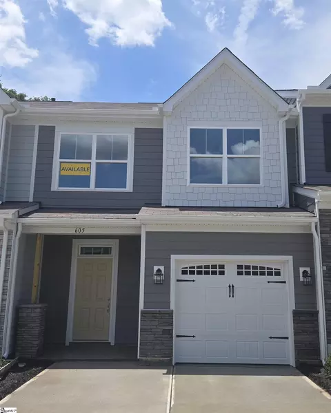 605 Autumn Lake Rd, Simpsonville, SC 29681