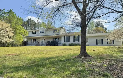 101 Long View Ln, Pickens, SC 29671