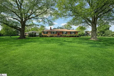 101 Duncan Chapel Rd, Greenville, SC 29617