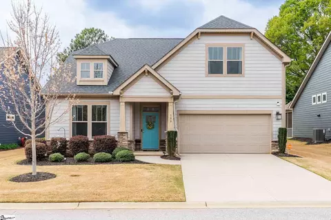 100 Ravencrest Ct, Simpsonville, SC 29680