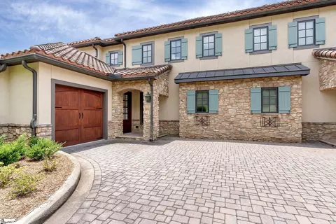 322 Imperia Ct, Travelers Rest, SC 29690