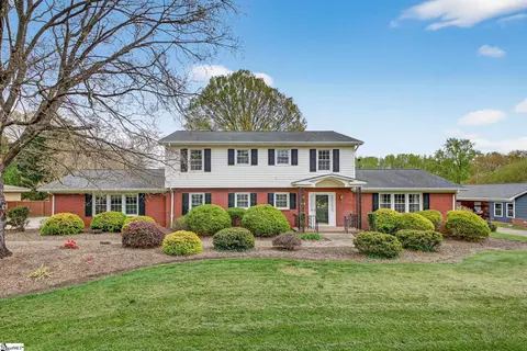 330 Lowndes Dr, Spartanburg, SC 29307