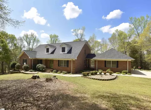 103 Evans Grove Rd, Piedmont, SC 29673