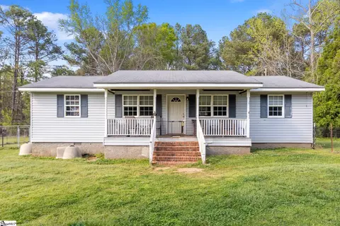 89 Dakota Dr, Laurens, SC 29360