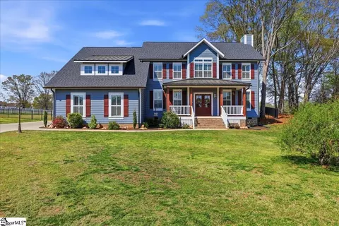 27 Camarillo Ct, Pelzer, SC 29669