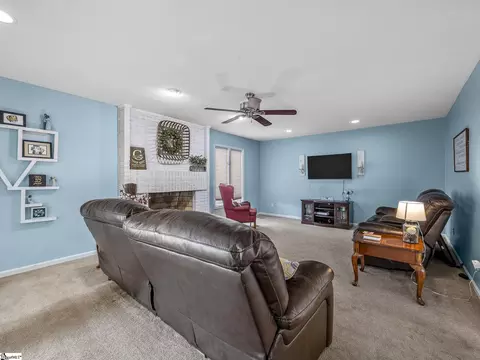 131 Riveredge Dr, Moore, SC 29369 photo 16